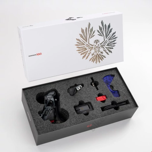 SRAM AXS XX1 EAGLE Upgrade Kit Hátsó Váltó+Váltókar+Akkumulátor+Töltő